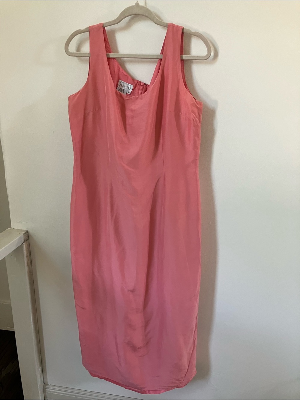 Vintage Maggy London 100% Silk Sleeveless Sheath Dress Coral Pink Size 16 Midi